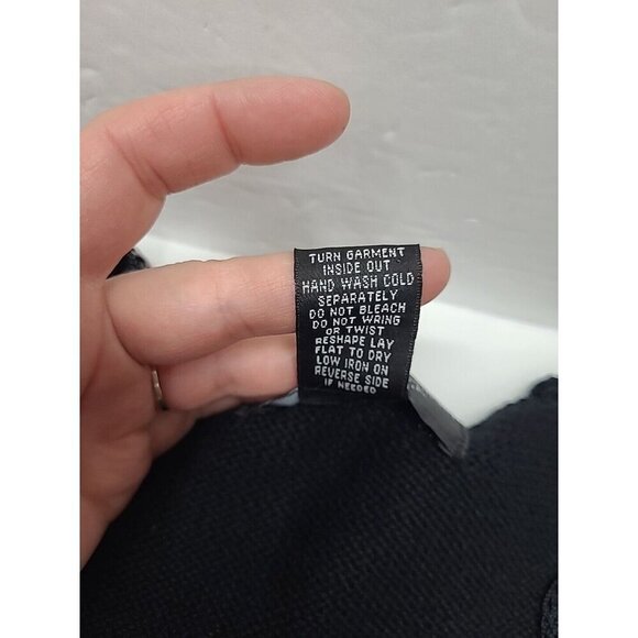 Celina Yang Designs Knitwear Originals Sweater Women's Size M Embroidered Floral - Picture 6 of 7